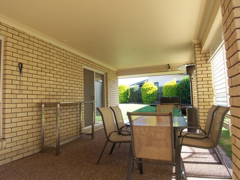 185 Edwards Street, Flinders View QLD 4305
