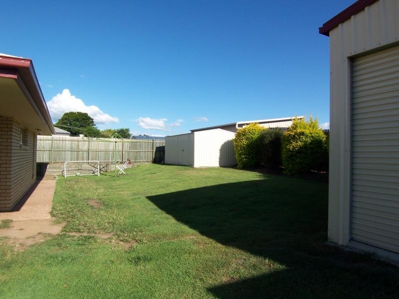 185 Edwards Street, Flinders View QLD 4305