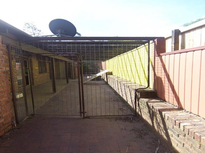 4  Samford Road, Leichhardt QLD 4305