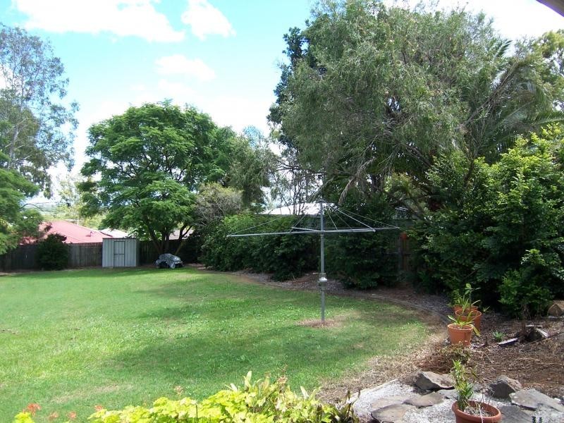271 Warwick Road, Churchill QLD 4305