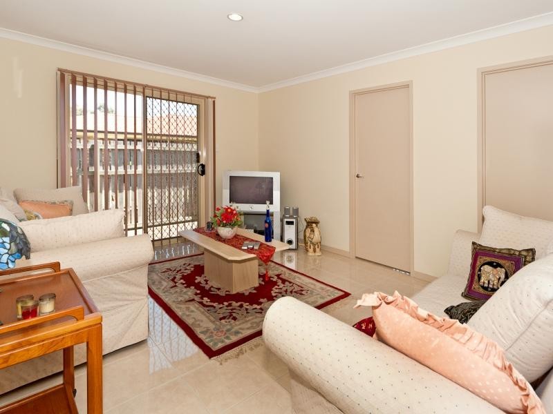 20 Mellor Place, Brassall QLD 4305