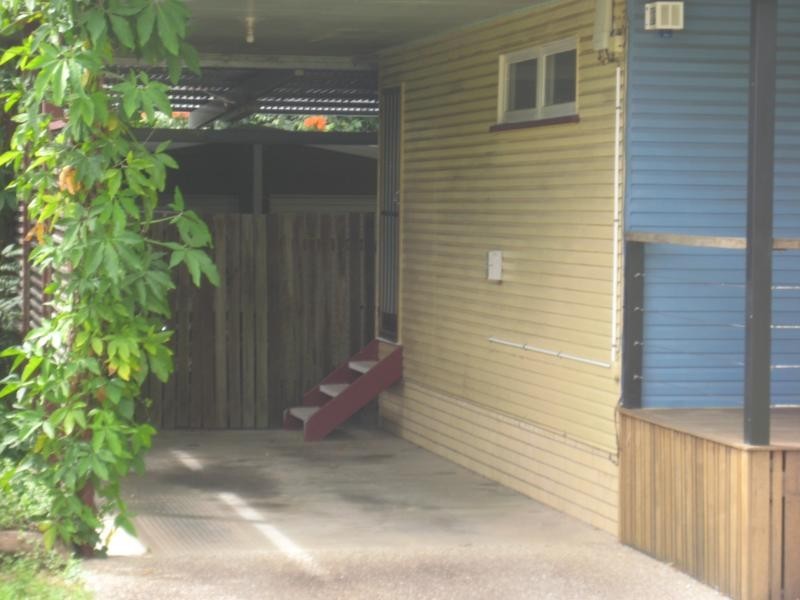9 Hefferan St, North Ipswich QLD 4305