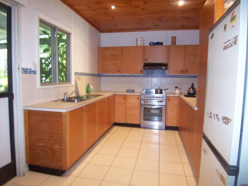 9 Hefferan St, North Ipswich QLD 4305