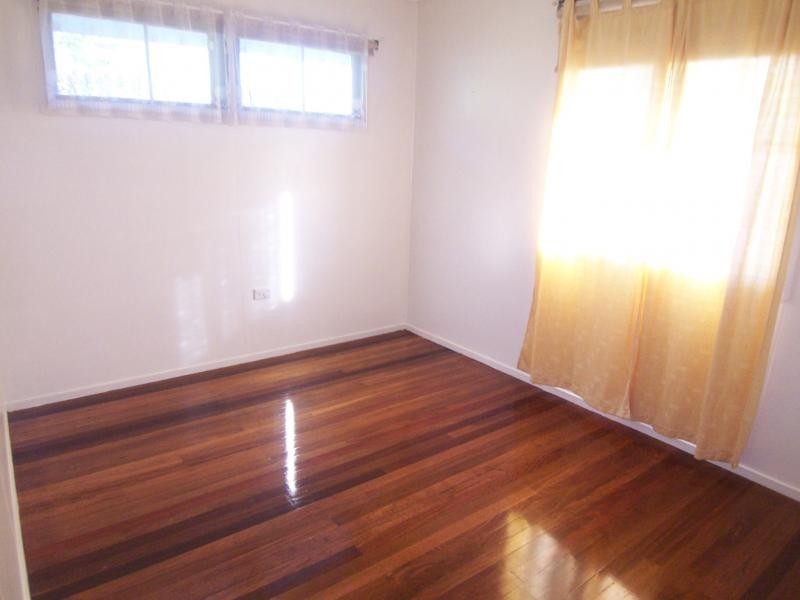 52 Kynance Street, Leichhardt QLD 4305