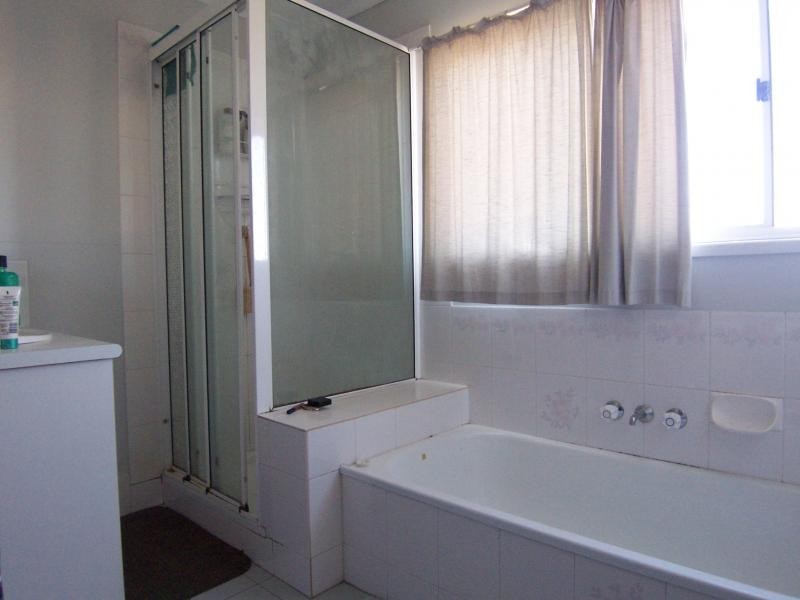 16 Cascade Street, Raceview QLD 4305