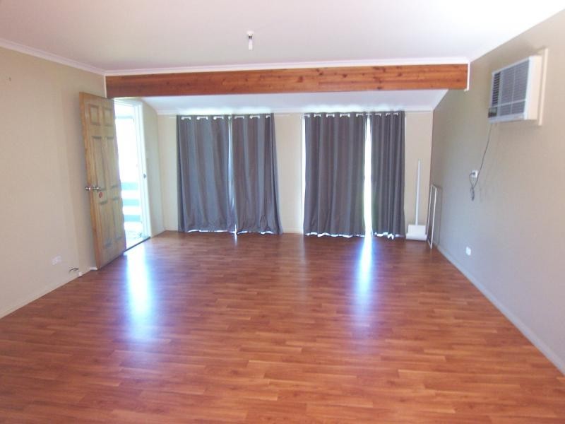 68 Siemon Street, One Mile QLD 4305