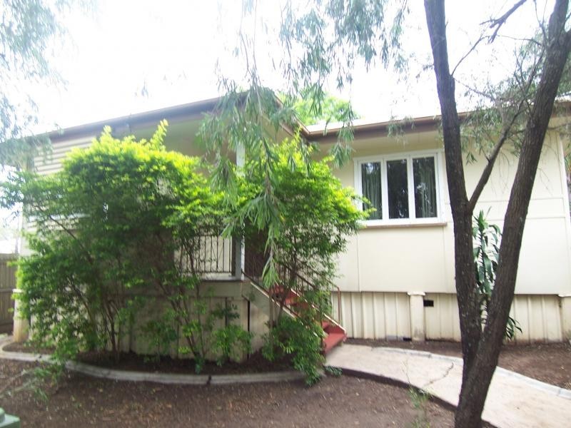 2B Cemetery Road, Eastern Heights QLD 4305