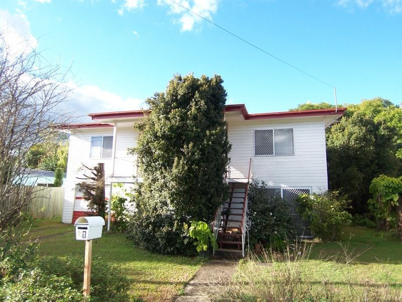 41 Chalk Street, Leichhardt QLD 4305