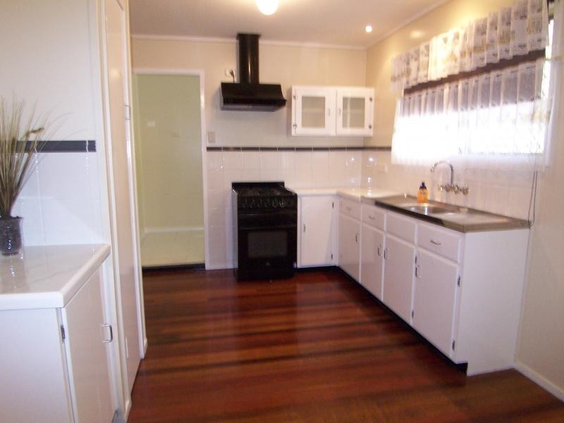 5 Chalk Street, Leichhardt QLD 4305