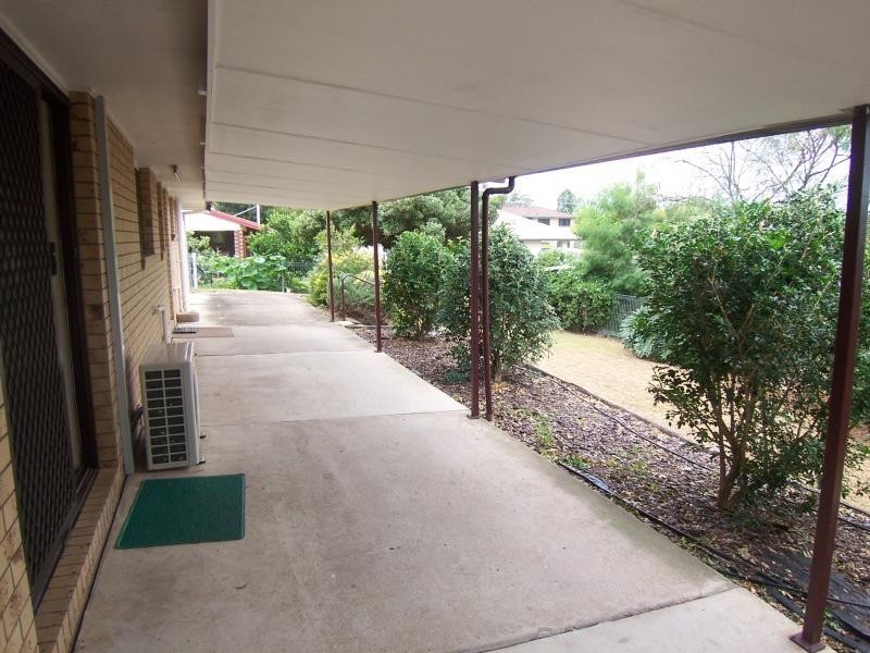 4 Glenelg Drive, Brassall QLD 4305