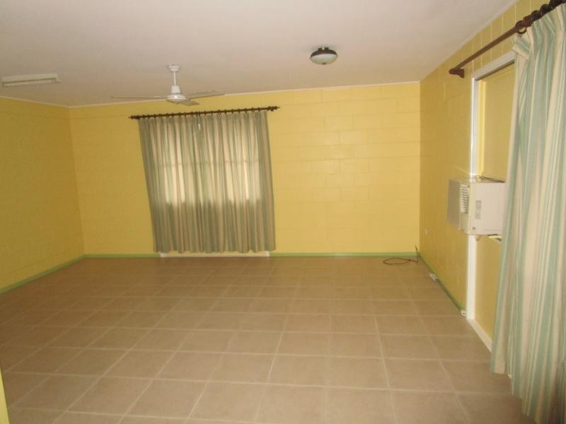 29 Crosshill Street, Leichhardt QLD 4305