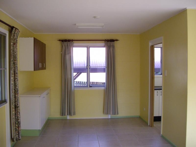 29 Crosshill Street, Leichhardt QLD 4305