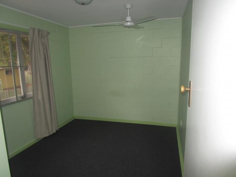 29 Crosshill Street, Leichhardt QLD 4305