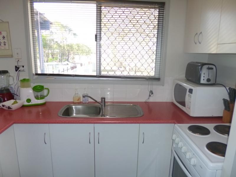 2 Leahy Street, Brassall QLD 4305
