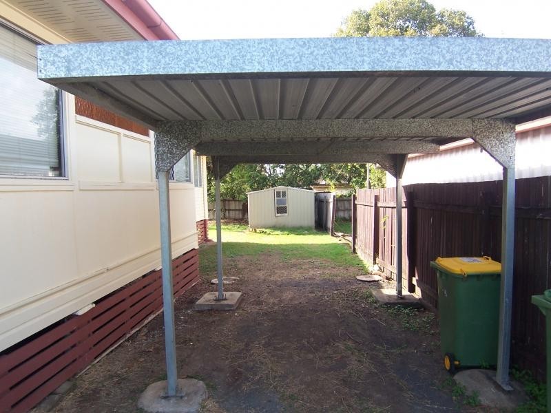 16 Mornington Crs, One Mile QLD 4305