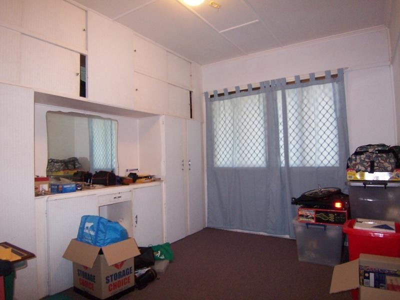 24 Grenadier Street, Ebbw Vale QLD 4304