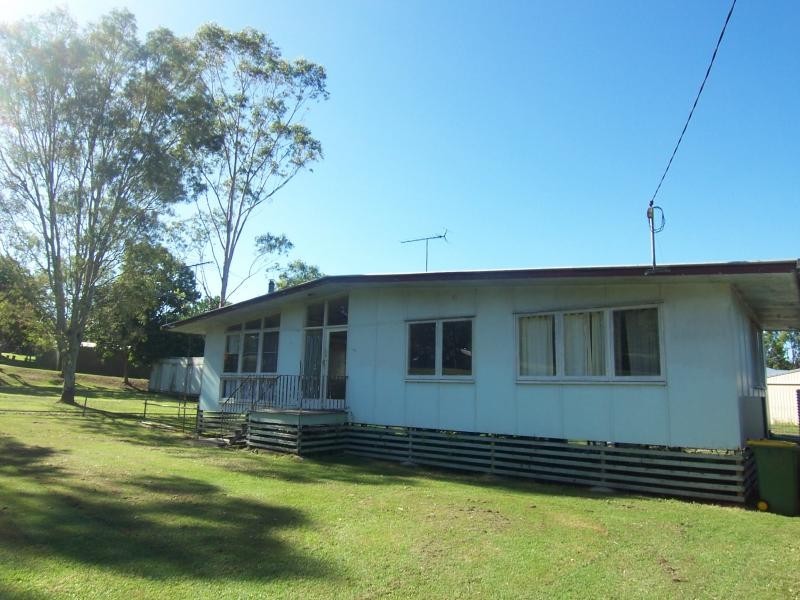 48 Symes Road, Grandchester QLD 4340
