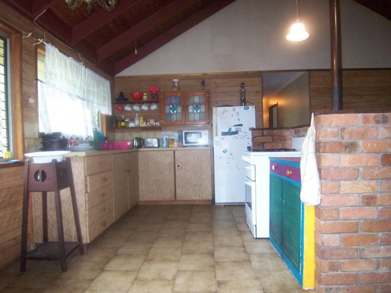 50 Melrose Drive, Flinders View QLD 4305