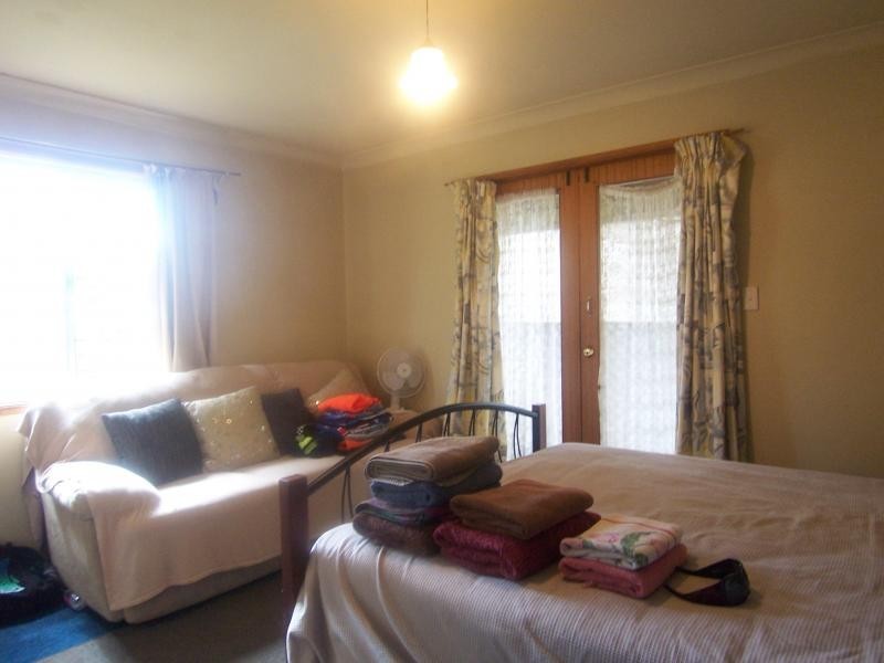 50 Melrose Drive, Flinders View QLD 4305