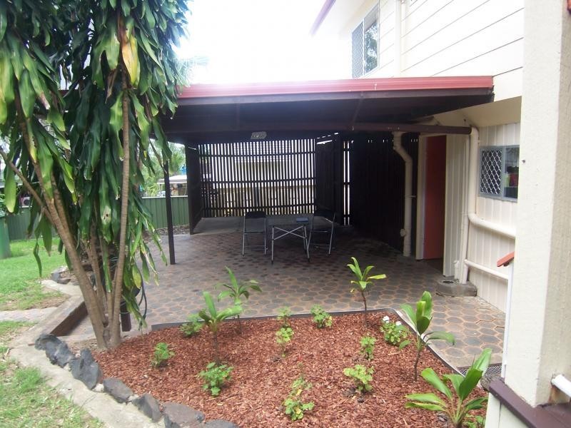 10 Maitland Street, Churchill QLD 4305