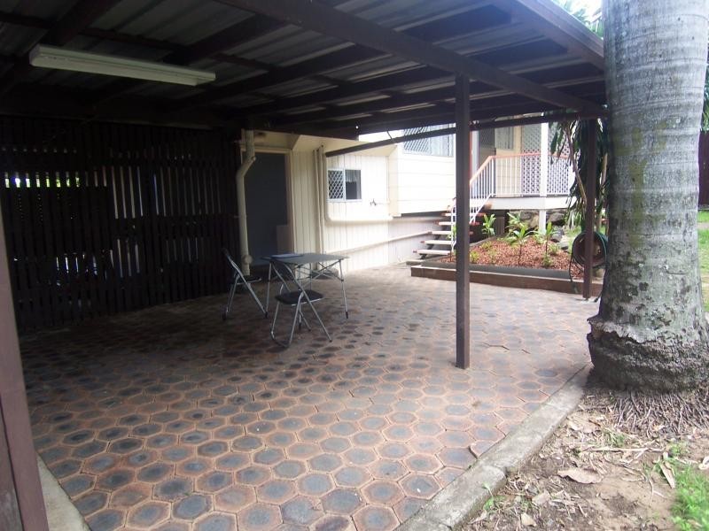 10 Maitland Street, Churchill QLD 4305