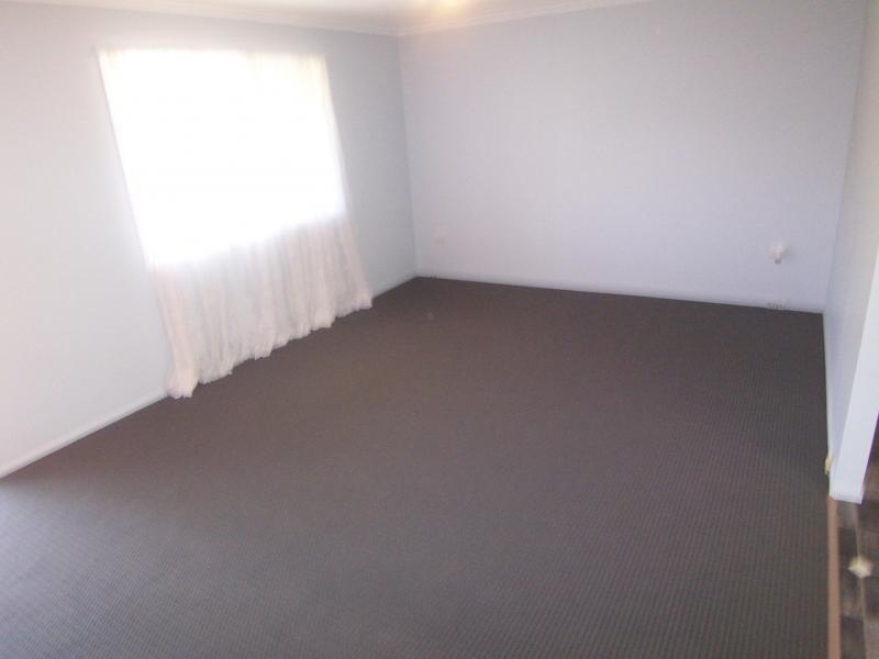 10 Maitland Street, Churchill QLD 4305