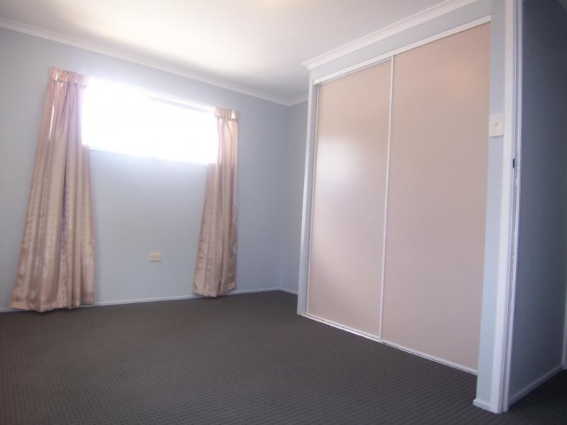 10 Maitland Street, Churchill QLD 4305