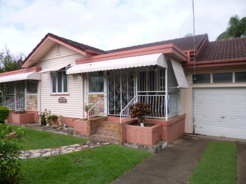 1 Chester Street, Brassall QLD 4305