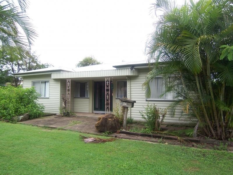 24 Liverpool Street, North Ipswich QLD 4305