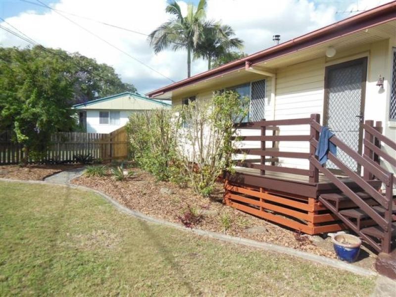 16 Mornington Cres, One Mile QLD 4305