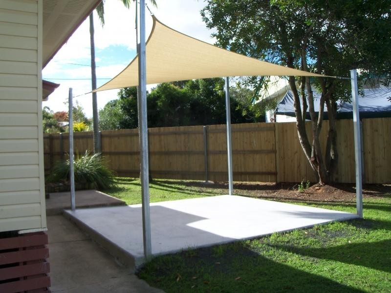 16 Mornington Cres, One Mile QLD 4305