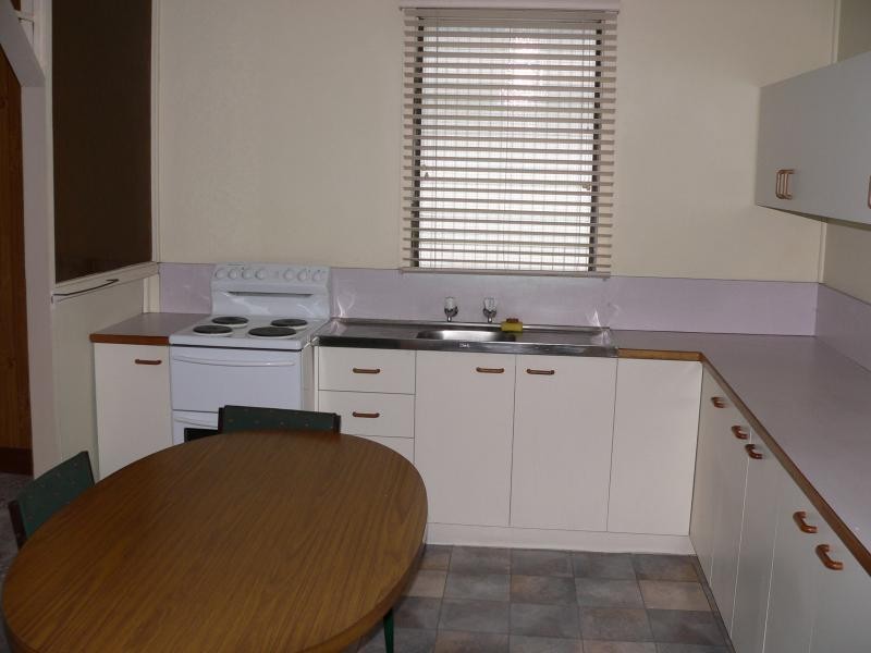 24 Flint St, North Ipswich QLD 4305
