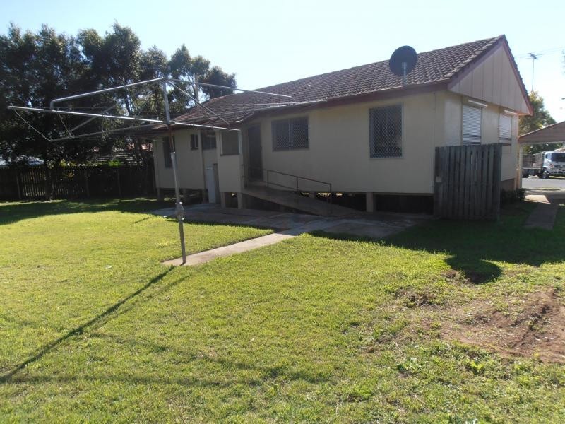 7 Roe Street, Leichhardt QLD 4305