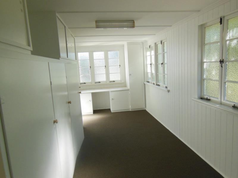 35 Lindsay Street, Bundamba QLD 4304