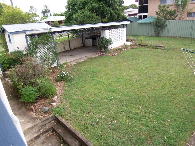 57 Raceview St, Raceview QLD 4305