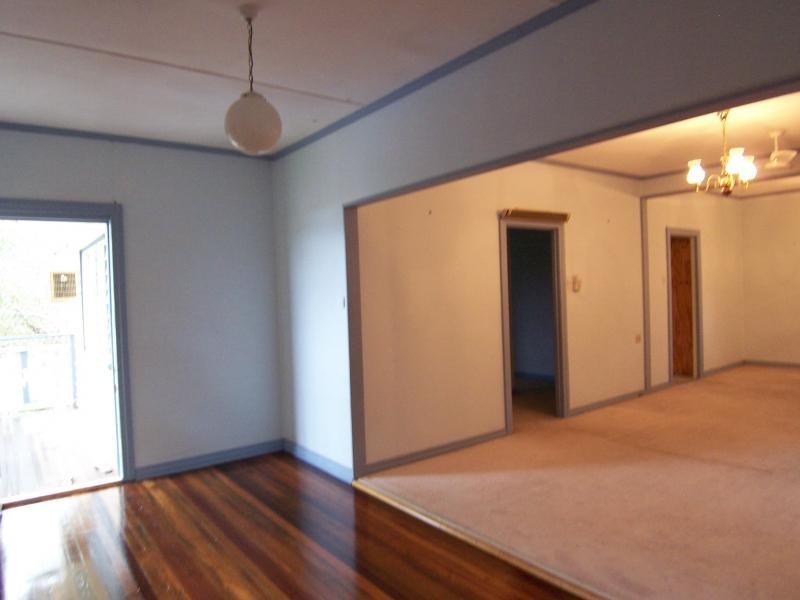 57 Raceview St, Raceview QLD 4305