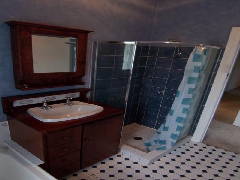 57 Raceview St, Raceview QLD 4305