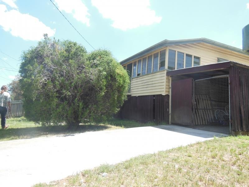 34 Sydney Street, Brassall QLD 4305
