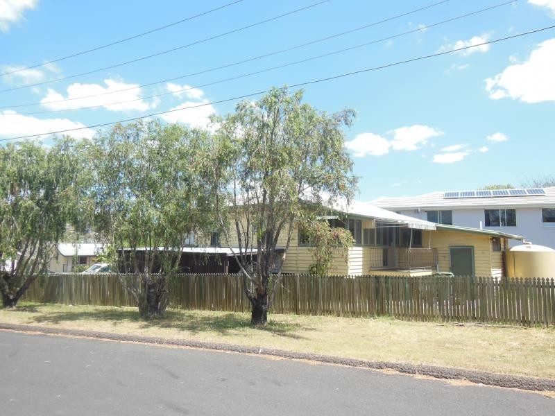 34 Sydney Street, Brassall QLD 4305