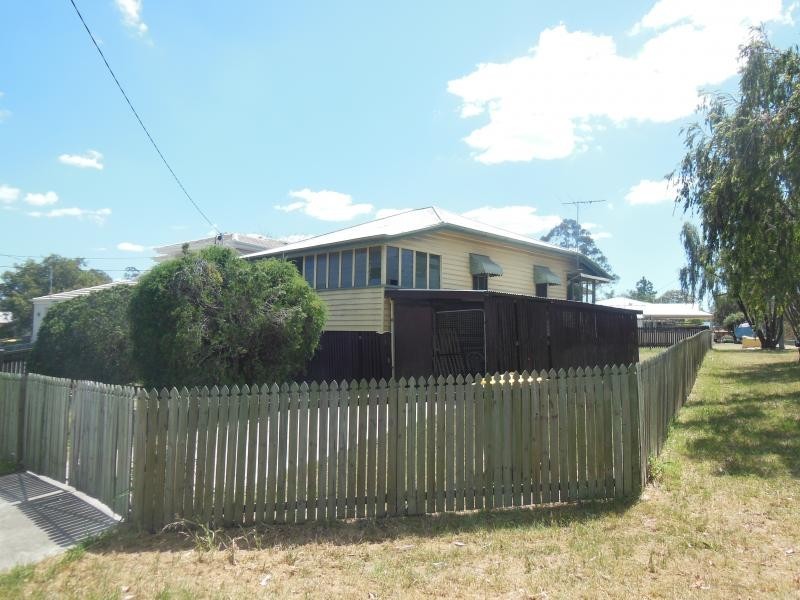 34 Sydney Street, Brassall QLD 4305