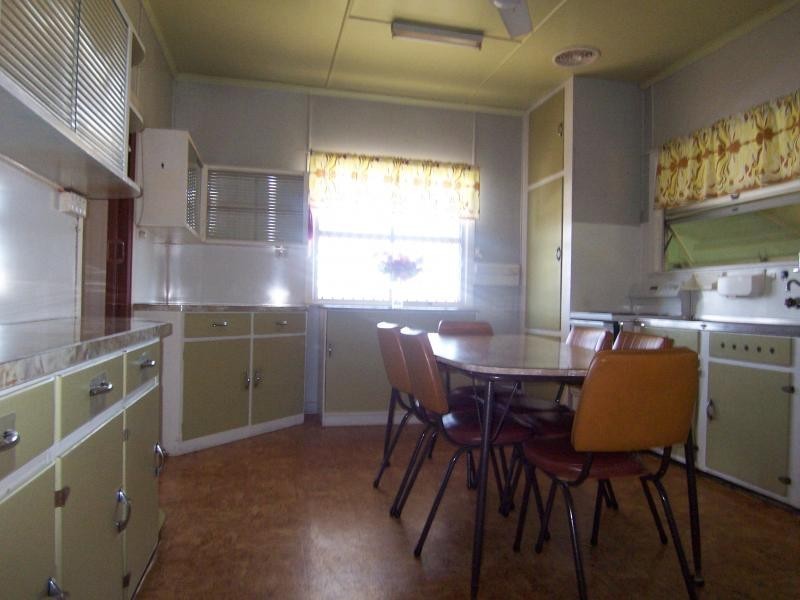 165 Glebe Road, Silkstone QLD 4304