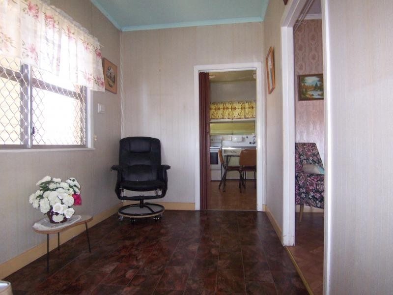 165 Glebe Road, Silkstone QLD 4304