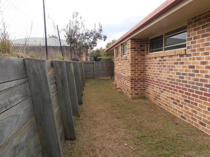 8/17 Gibbs Street, Churchill QLD 4305