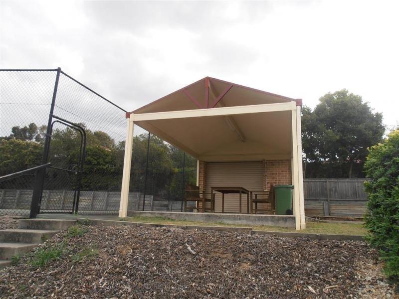 8/17 Gibbs Street, Churchill QLD 4305