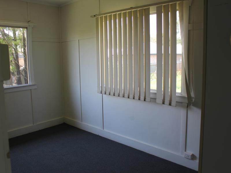 19 Chubb Street, One Mile QLD 4305