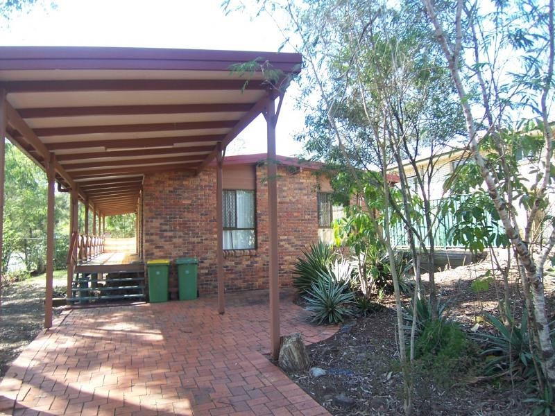 20 Naomai Street, Bundamba QLD 4304