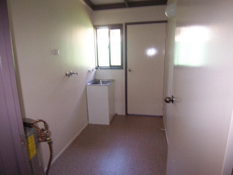 20 Naomai Street, Bundamba QLD 4304