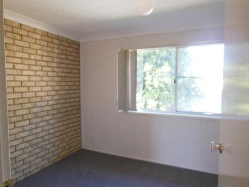 5/16 Lindsay Street, Bundamba QLD 4304