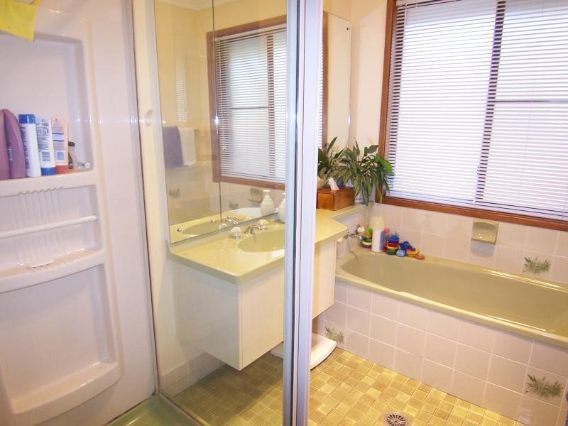 22-24 Kipara Road, Thagoona QLD 4306