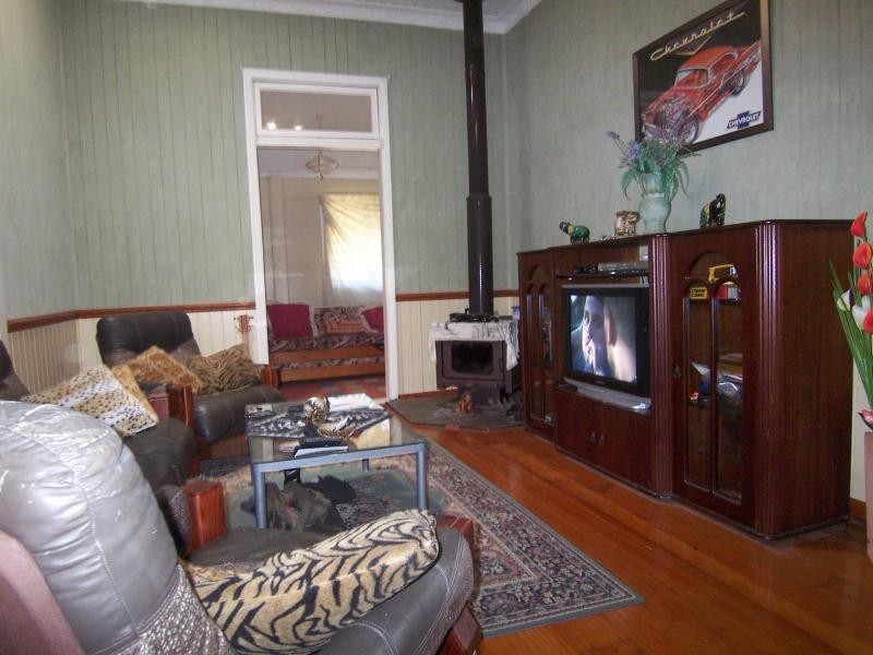 37 Ferrett Street, Sadliers Crossing QLD 4305